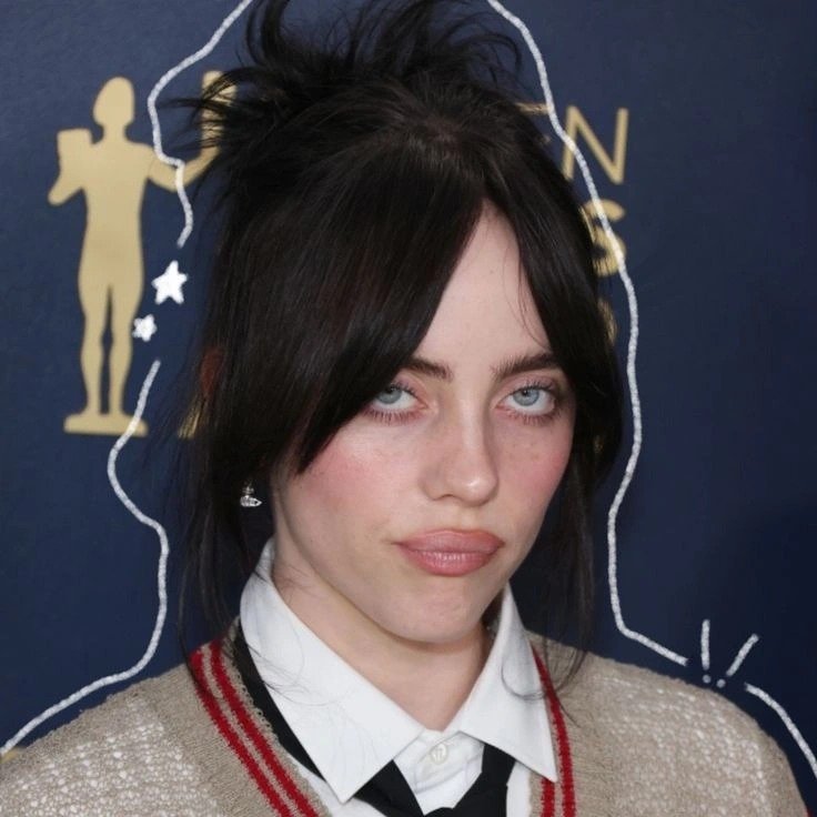 Billie Eilish Tits