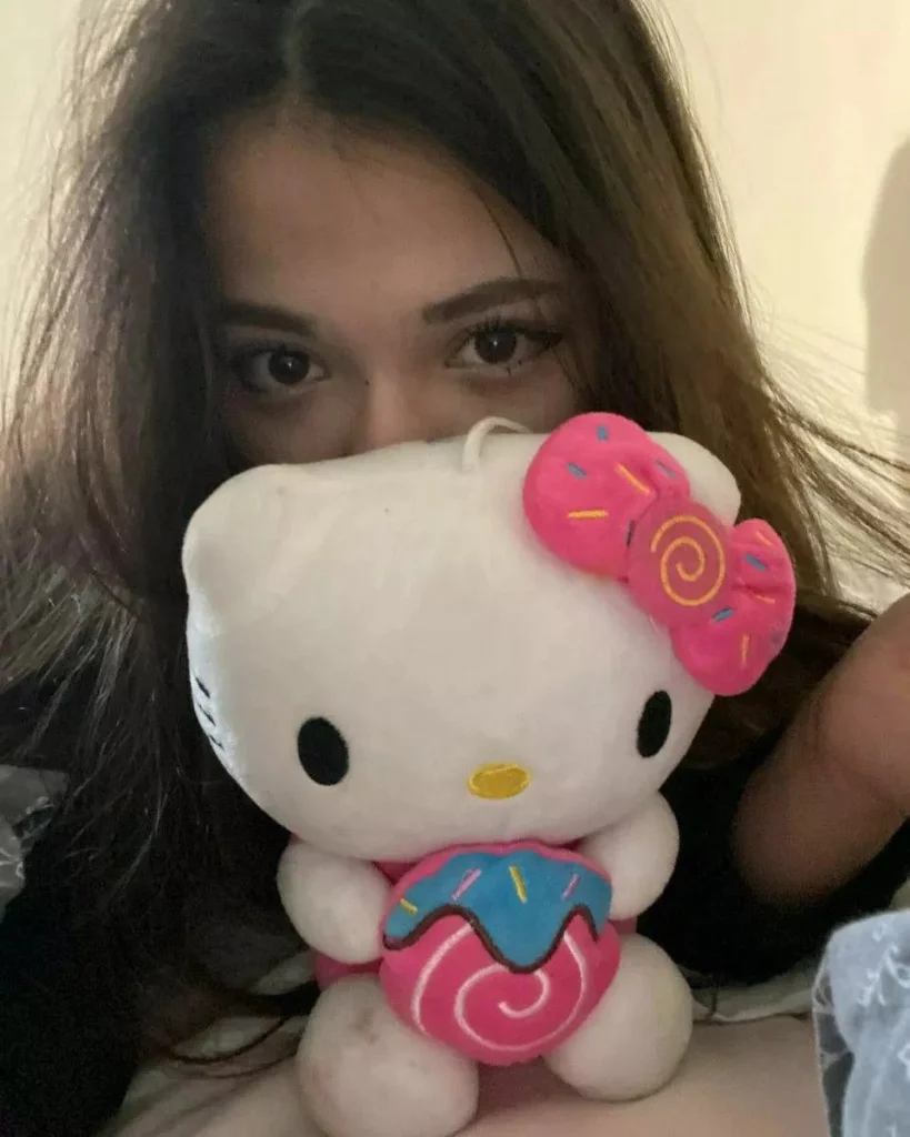 y2k pfp hello kitty 2